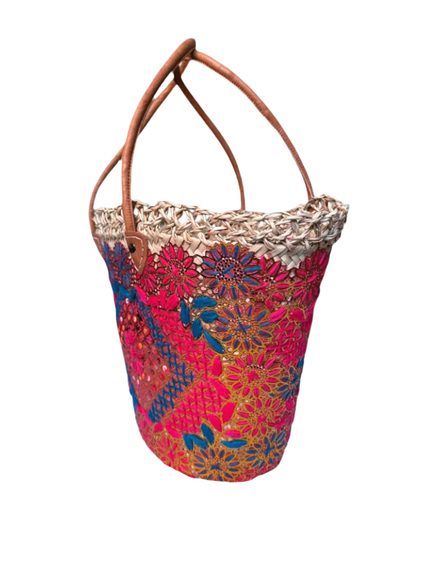 Beach bag handcrafted palm leaf